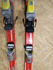 Dětské sjezdové lyže