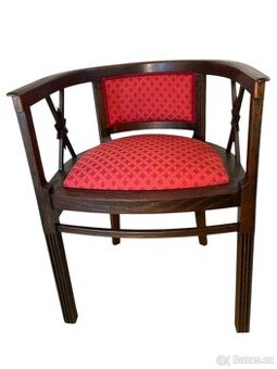 Starožitné křeslo první republika – Art Deco