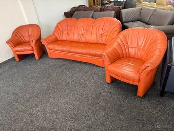 Sedací souprava 3 + 1 + 1 - rozkládací - kůže - zánovní