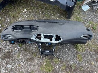 Palubni deska s airbagem Peugeot 308 t9