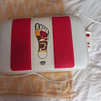 Prodám masážní přístroj