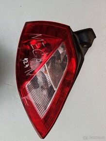 Renault Megane II - Svetlo zadné láva strana.