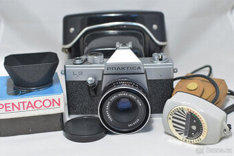 PRAKTICA L2 + TESSAR 50/2,8 + PŘÍSLUŠENSTVÍ.