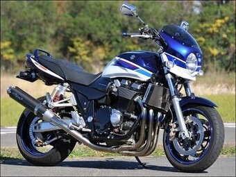 Suzuki GSX 1400 štítek ROAD COMET