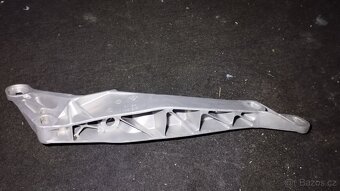 Držák převodovky BMW E30 325ix