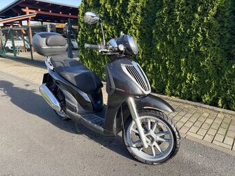 Piaggio Cruiser 300i