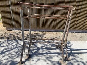 MASIVNÍ STAVEBNÍ KOZY