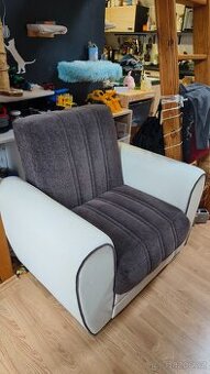 Křeslo bílo - šedé; textil, koženka