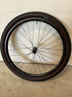 Přední karbonové kolo 29" boost 15x110