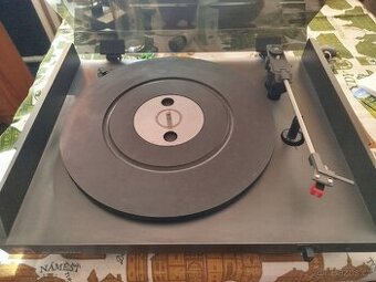 Hi-Fi gramofon Tesla NC 470