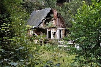 Nabídněte zbořeniště, hospodářskou budovu, pozemek