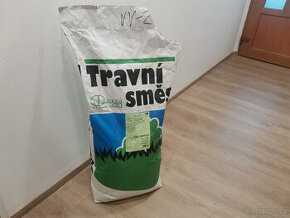Travní směs VV-2 luxusní okrasná složená z kostřav 6,5kg