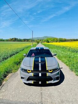 Dodge Charger 3.6V6 SRT look