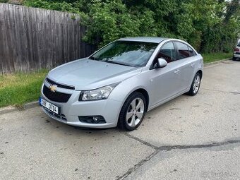 Chevrolet Cruze 1.8 benzin