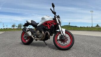 Ducati Monster 821