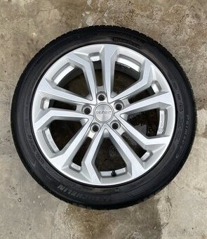ALU Hyundai Kia Dezent TA Silver 5x114,3 7JX17 ET51