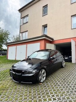 BMW E90 325d M57 – 3.0L 145 kW – výbava + úpravy
