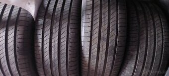 Prodám 4x 235/40R19 96W Michelin Primacy 4 VOL