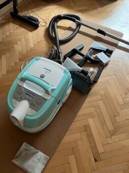 Víceúčelový Vysavač Bosch BWD420HYG