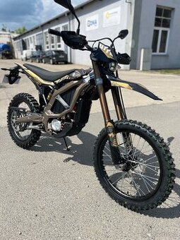 Surron UltraBee 21kw model 2025 - předobjednávka