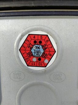 Megan,automat