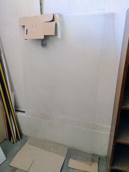 Darují tabuli skla