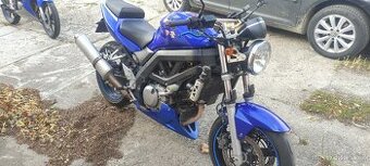Suzuki sv 650 N 2005 52KW Vhodná pro nováčky