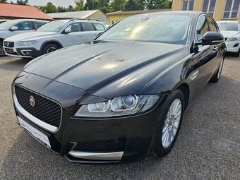 JAGUAR XF 2019 2.0 25D 177kW,SENZORY,VÝHŘEVY,KŮŽE,NAVI