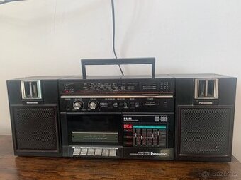 Zachovalý retro přehrávač Panasonic RX-C36L - funkční