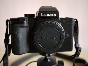Fotoaparát Panasonic G100+stativ a brašna...