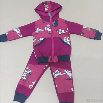 Softshellová souprava, velikost 86, kalhoty a bunda