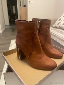 Krásné kozačky vel.36