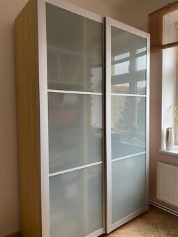 Posuvné dveře PAX 2x75cm