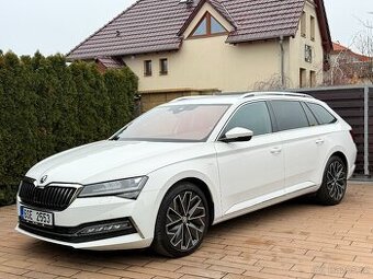 ŠKODA SUPERB 2.0 TDi 140kW 4x4 DSG 7° L&K /108.358km/ Matrix