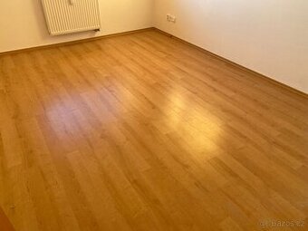 Laminátová plovoucí podlaha