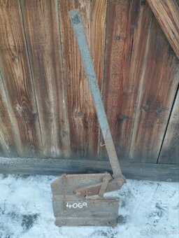 Pákové nůžky na plech