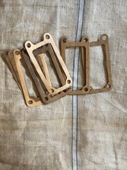 TĚSNĚNÍ POD RAMENO VENTILÁTORŮ CHLAZENÍ