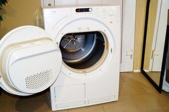 Sušička Miele T7744C softtronic na 7 kg - kondenzační