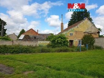 Pozemek Oplocany - 1