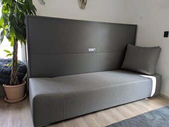 Sklápěcí postel s pohovkou