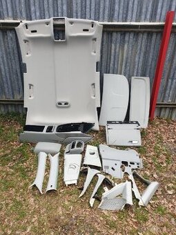 Stropnice a díly interiéru na Audi A7  2011