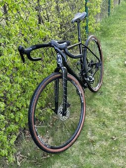 Kross Esker 6.0, vel. M, GRX, top stav