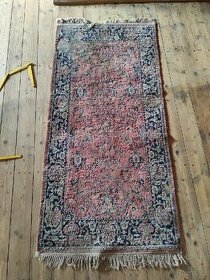 Starožitný orientální koberec