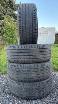 Letní pneu 215/55 R17 na Škoda Superb