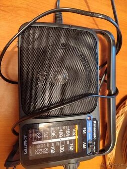 Přenosné malé rádio Panasonic