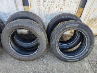 17"zánovní sada letních pneu Michelin 215/65/17 6000Kč/4ks