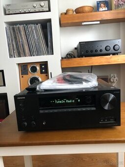 Onkyo TX-NR676