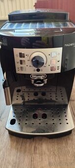 Prodám kávovar - Delonghi Magnifica S