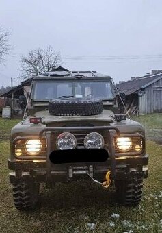 Land rover defender 2.4 TD