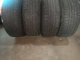 Zimní pneu 235 55 r17